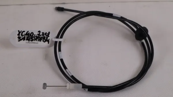 Volvo XC40 Motorhaubenseil OEM 31457794 - Gebraucht image 5