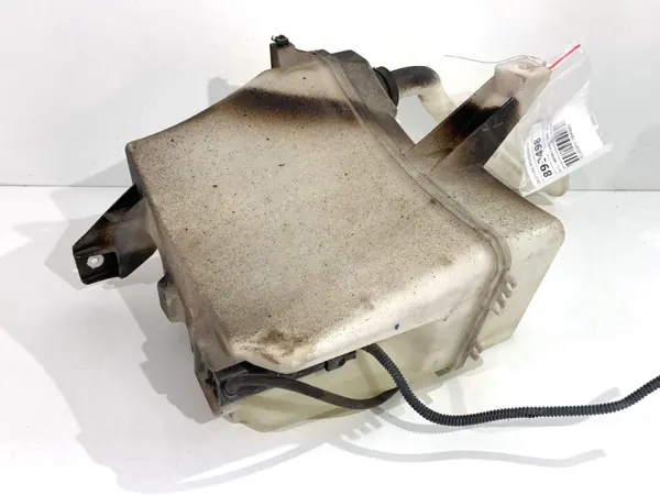 Washer Fluid Reservoir Nissan Versa N16 1.8 LORK-64-54746 image 3