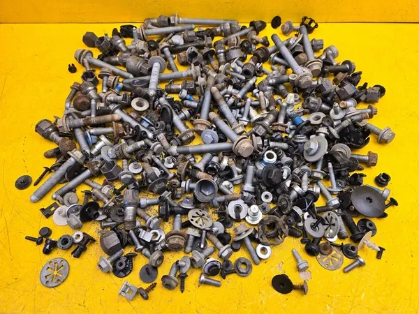 Vis Skoda Kodiaq pour véhicule entier image 1