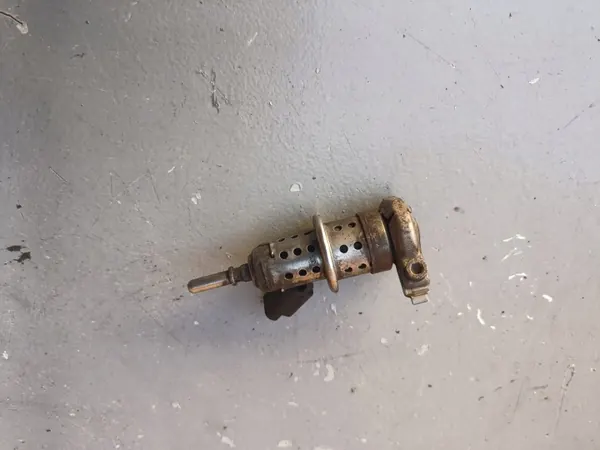 Injecteur AdBlue OEM 9813930180 pour Opel Grandland X image 2