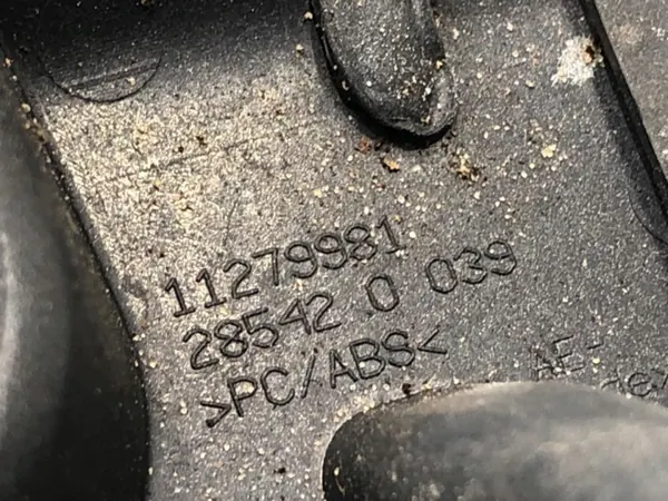 Strålkastartvättslock vänster OEM LORK-1-26765 image 3