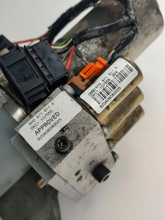 Kattopumppu OEM 8H0871611A Audi A4 S4 B7 Cabriole image 7