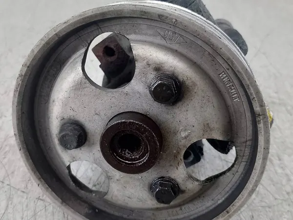 Bomba de direção assistida Renault Kangoo I image 4