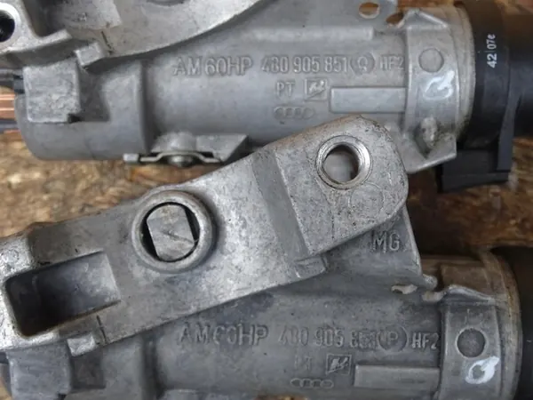 AUDI A4 B7 Sytytyskytkin Avainsetti 4B0905851Q image 3