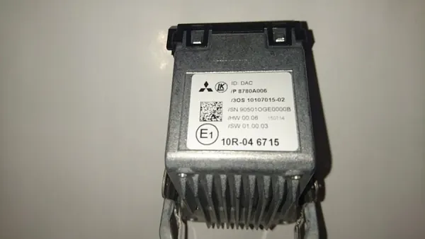 Peça auto Mitsubishi OE 8780A006 usada image 3