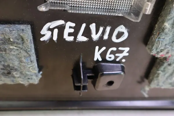Guardaobjetos OEM SCHOWEK para Alfa Romeo Stelvio image 8