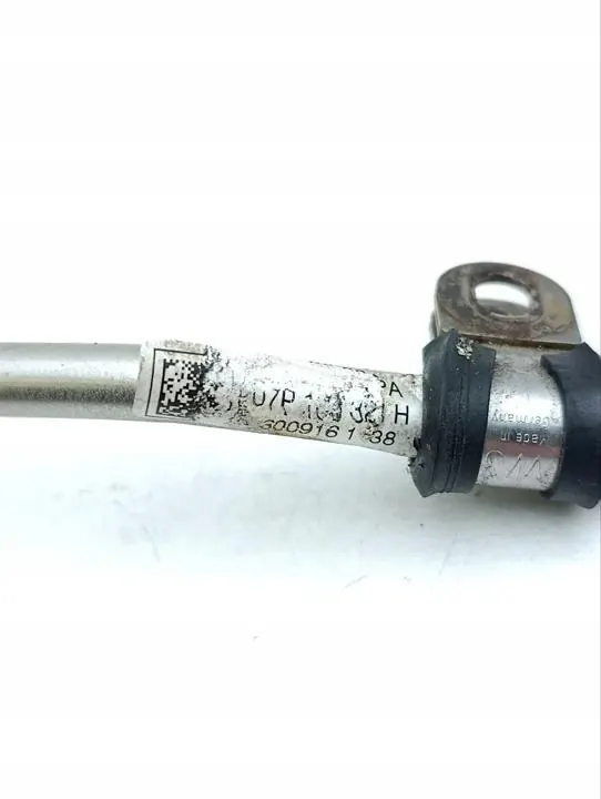 Polttoainejakoputki OEM 07P133321H Bentley image 6