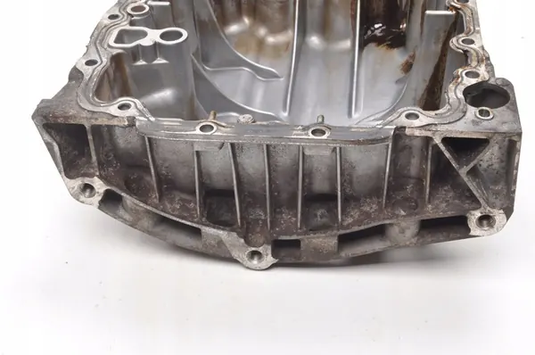 SKODA CITIGO VW UP 1.0 MPI Oljepanna 04C103603K image 4