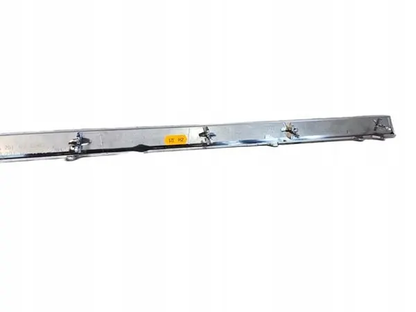 Mercedes Ovenlista OEM A2078300200 Vasen Etu Kromi image 8