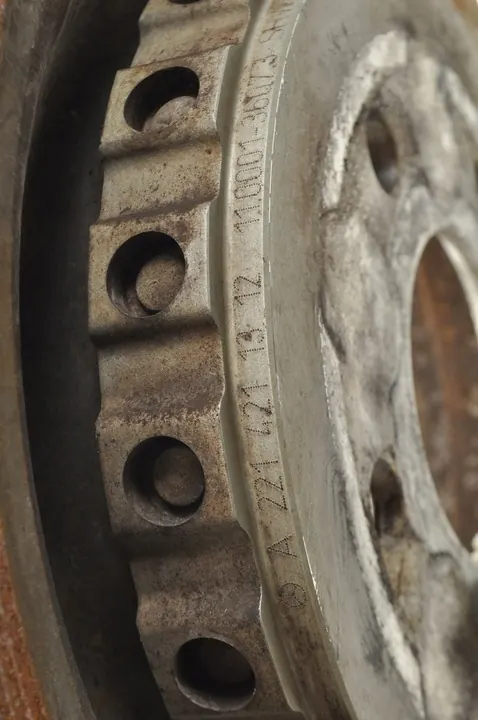 VOORSTE REMSCHIJF MERCEDES W216 6.2 AMG A2214211312 image 5