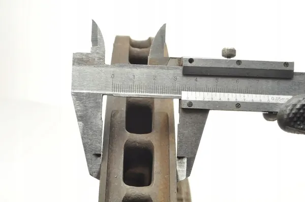 VOORSTE REMSCHIJF MERCEDES W216 6.2 AMG A2214211312 image 7