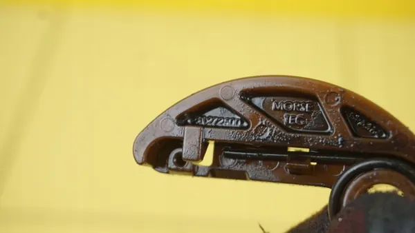 Volvo D5204T7 Ölpumpenspanner OEM 31272500 image 3