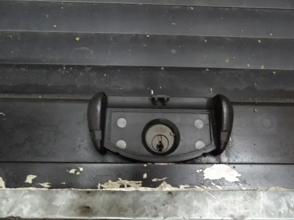 Persiana Enrollable NISSAN NAVARA D40 OEM - Usado image 10
