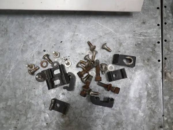 Persiana Enrollable NISSAN NAVARA D40 OEM - Usado image 7