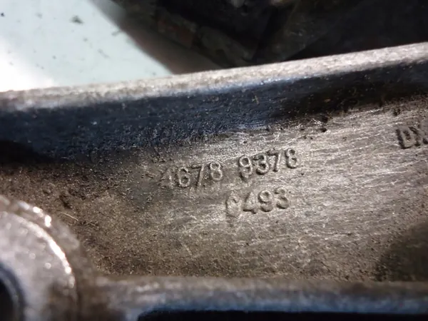 FIAT STILO 1.9JTD Vaihteiston Tuki 46789378 image 4