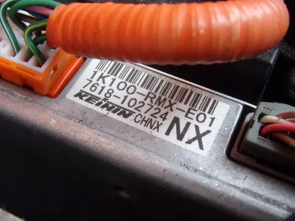 Bateria Honda OEM 1K100-RMX-E01 - Estado Usado image 7