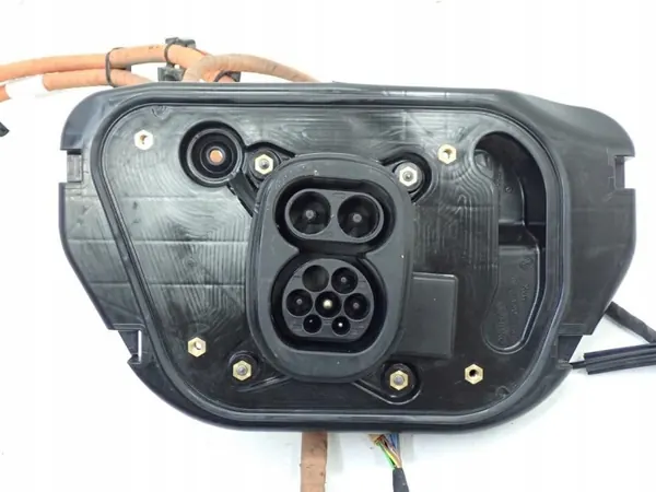 Enchufe de carga Audi Q4 e-tron OEM - Conjunto image 9