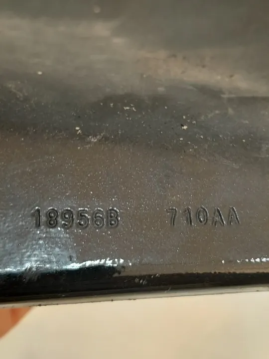 Support d'aile avant droit Dodge Ram V 19- OEM 18956B image 10