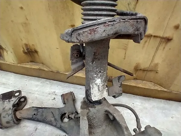 Amortizzatore anteriore destro MacPherson VOLVO V40 II 2 2.0D OEM image 4