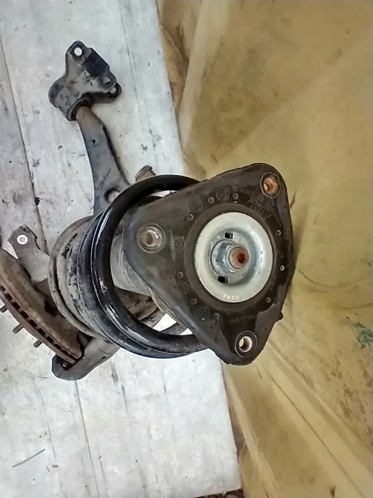 Amortizzatore anteriore destro MacPherson VOLVO V40 II 2 2.0D OEM image 6