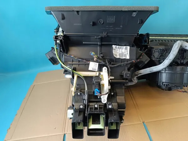OEM 5WB816001B Verwarming voor VW Tiguan II 2 Lift 1.5 TSI image 3