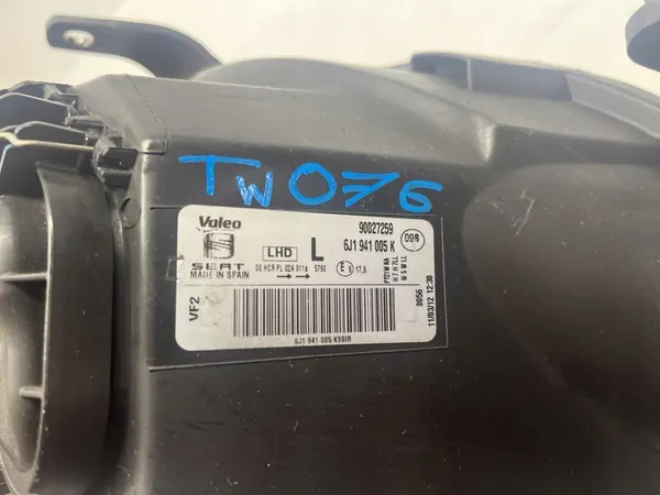 SEAT IBIZA Farol Esquerdo 6J1941005K image 6