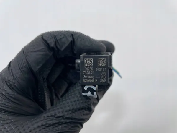 Krockgivarsticka OEM 5Q0959651B - Begagnad image 9