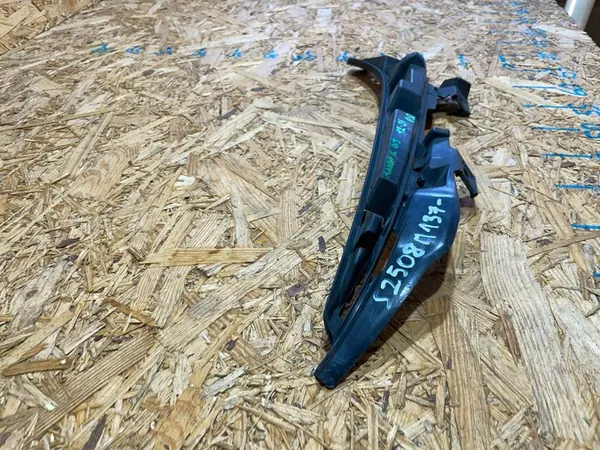 Mazda 6 GJ III 3 12-24 Soporte Parachoques Derecho Frontal OEM image 4