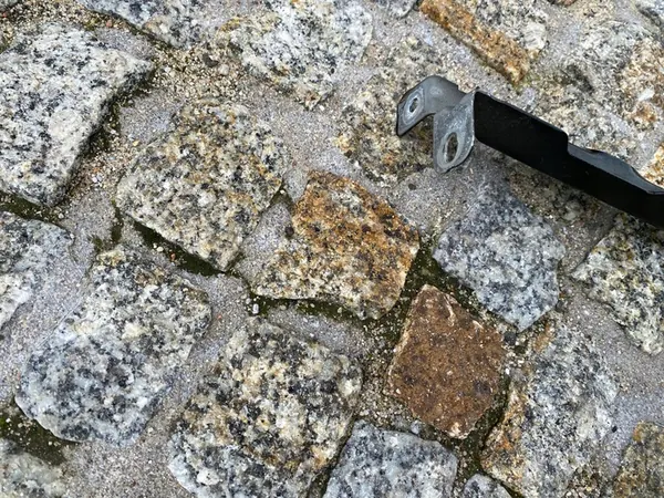 AUDI A5 8T Soporte Guardabarros Izquierdo 8T0821135G OEM image 7