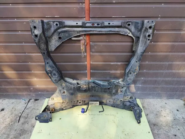 Volvo V60 Framfjädring OEM 32268633 - Begagnad image 2
