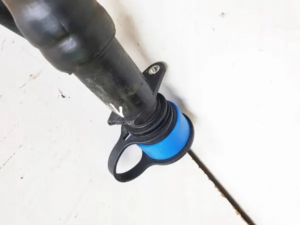 Tubo de enchimento AdBlue Jaguar E-Pace OEM TPR26086 image 3
