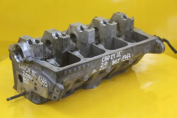 Culasse OEM 038103373R pour VW 2.0 TDI SDI image 3