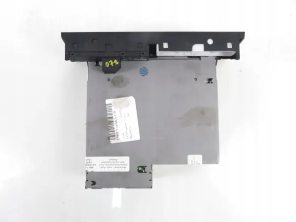 Mudador CD Panasonic OEM 8T1035110A para Audi A5 image 3