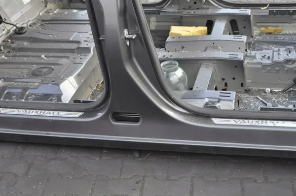 OEM 168010 Oikea Kynnys Opel Meriva II B:lle image 4