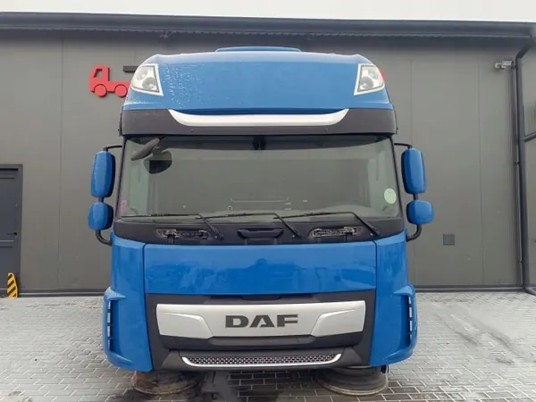 DAF XF 106 480 Cabine OEM 1658408 - Gebruikt image 2