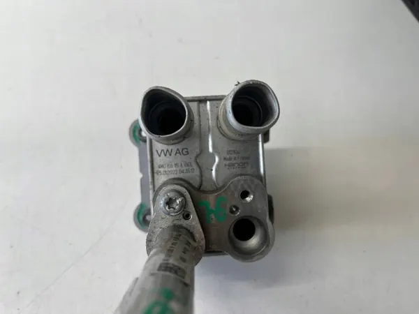 VW Multivan T7 Oliekoeler OEM 4M0816115A - Gebruikt image 3