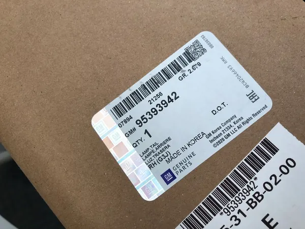 Luz trasera derecha Chevrolet Cruze image 6