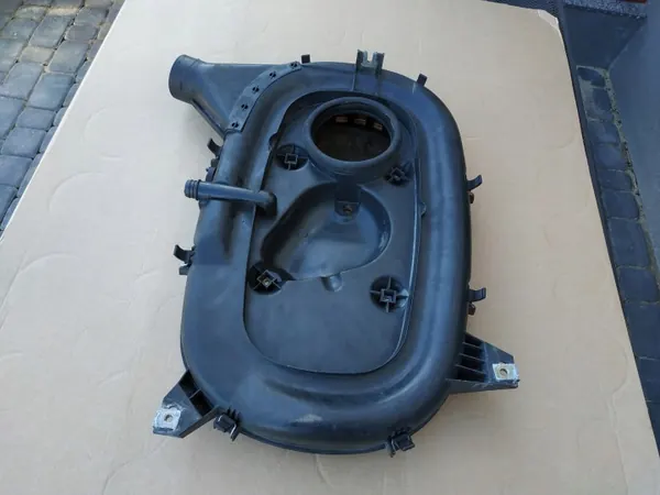 Ilmansuodinkotelo Mercedes W124 OEM 0150948802 image 7