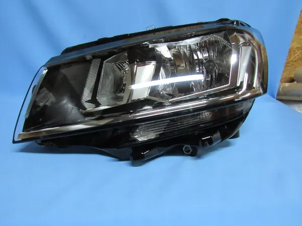 Farol esquerdo VW T6.1 Transporter Multivan H7 EU image 4