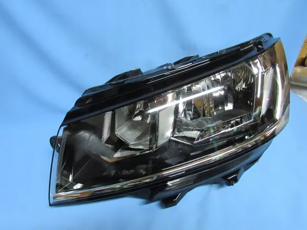 Farol esquerdo VW T6.1 Transporter Multivan H7 EU image 5