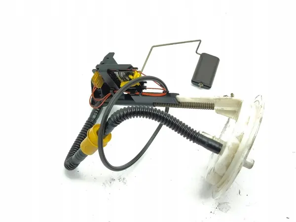 Brandstofniveausensor BMW 5 E60 E61 2006 OEM 6765849 image 3