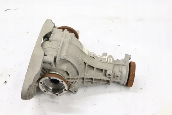 Audi Q5 8R0 Differential OEM 0BD500043G image 4