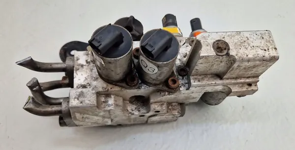 Bloco de válvula de suspensão pneumática Mercedes-Benz GL X166 2014 OEM image 3