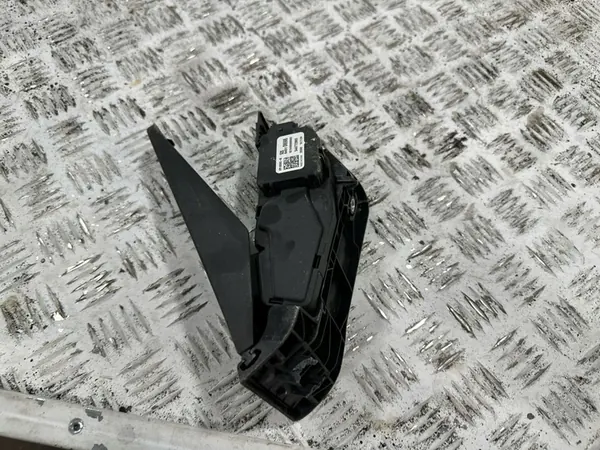 Gaspedal Chevrolet Corvette C8 2021 OEM 544772965 image 2