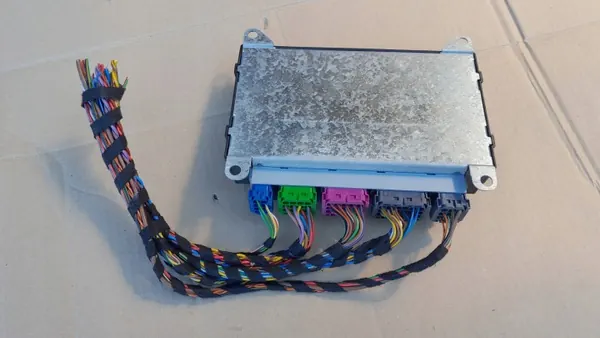 Módulo de suspensão Audi A6 C6 OEM 4F0907553A image 3