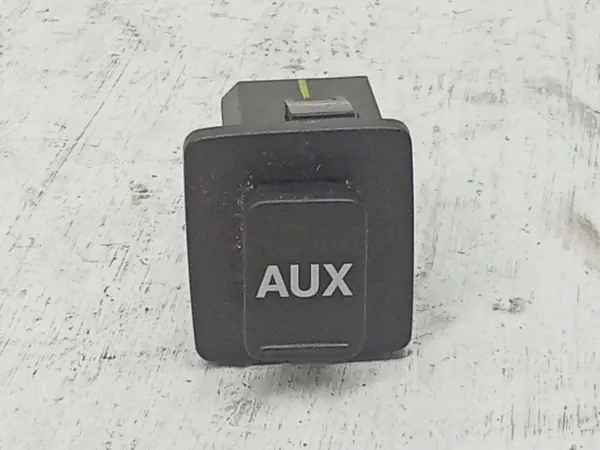 AUX-uttag OEM JUR217246 Fram Vänster Honda Civic IX image 2