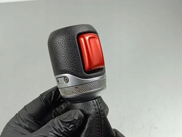 2022 Jeep Wrangler Gear Shift Knob OEM FOB47547 image 2