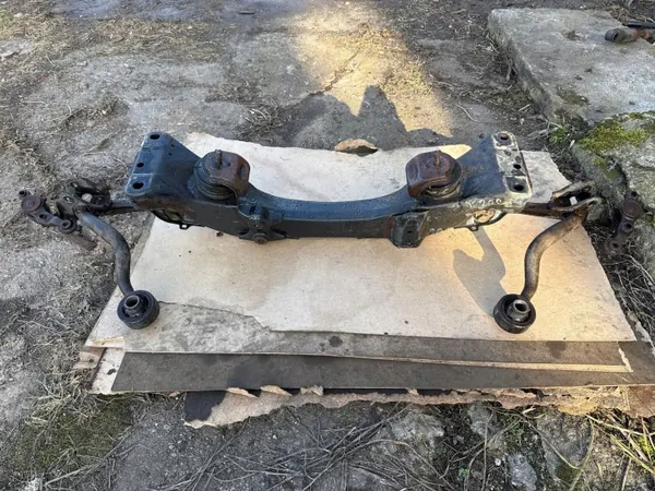 Pastilhas de travão dianteiras OEM 5120153010 Lexus IS 200-300 image 2