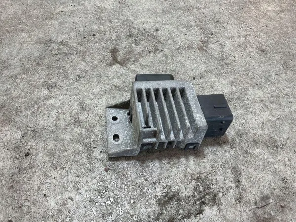 Renault OE Glühkerze OEM 00513681 für Master III image 2