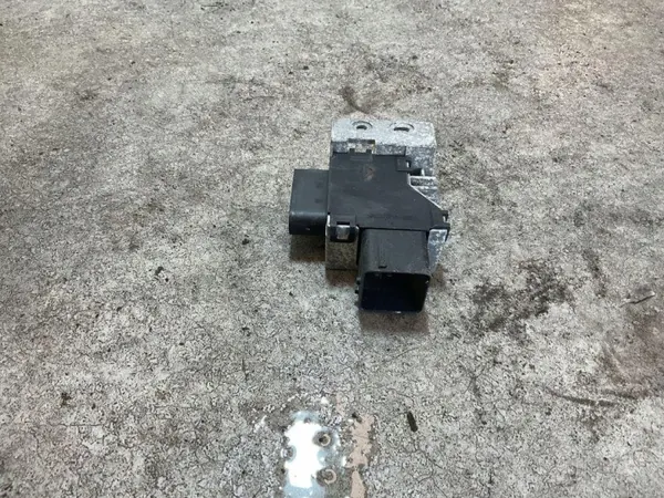 Renault OE Glühkerze OEM 00513681 für Master III image 3